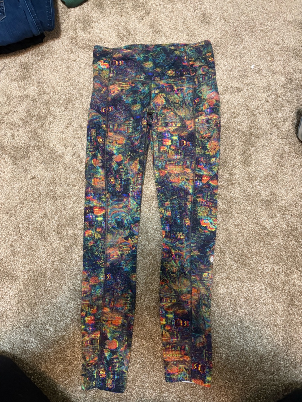 Lululemon Abstract Ankle length Leggings